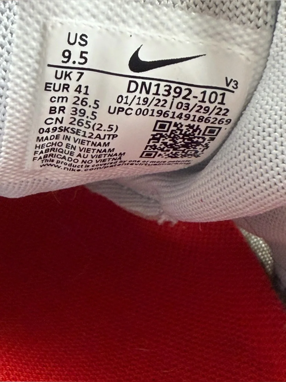 Nike Women’s Zoom Air Fire “White Royal Tint”Athletic Sneakers - Picture 9 of 9
